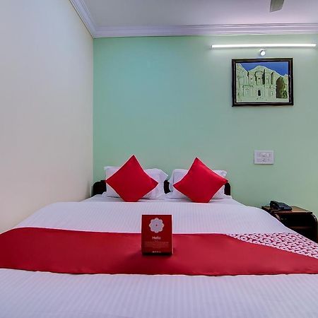 Oyo Lalitha Delight Hotel Visakhapatnam Exterior photo